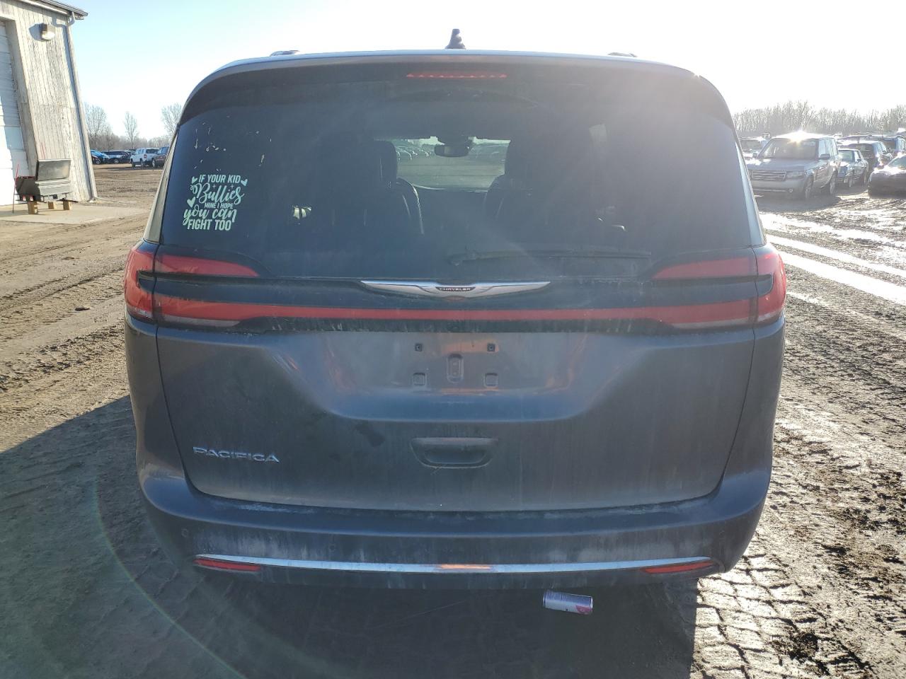 2022 Chrysler Pacifica - Image 6
