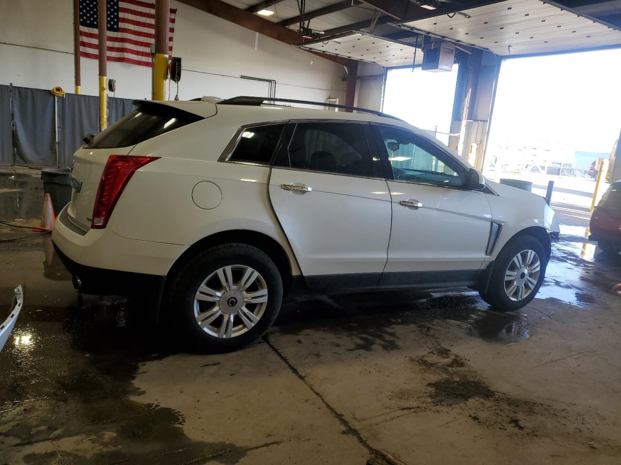2015 Cadillac SRX - Image 3