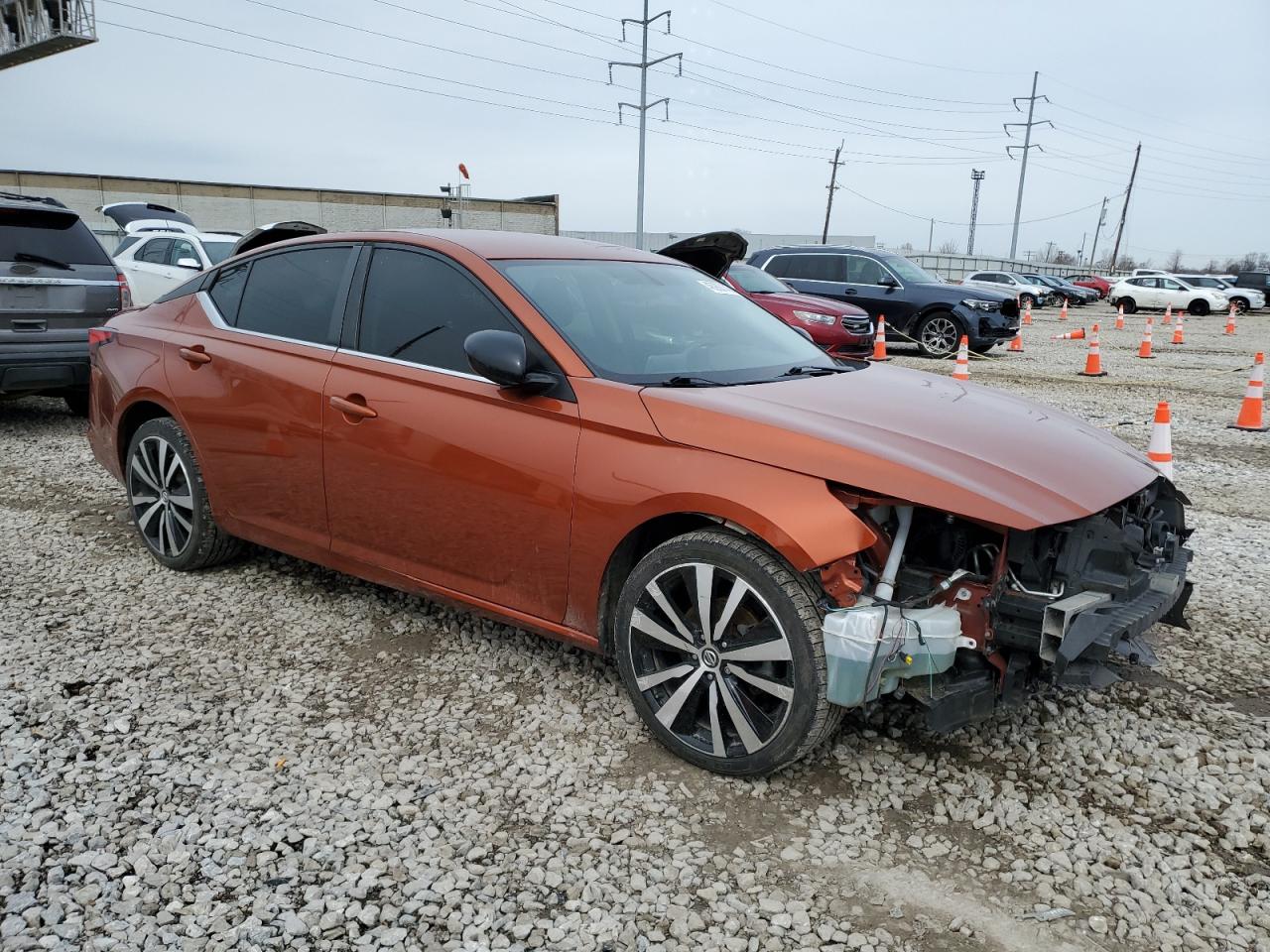 2019 Nissan Altima - Image 4