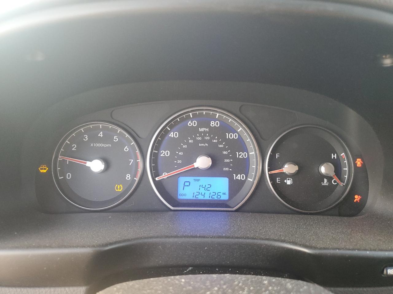 2010 Hyundai Santa Fe - Image 9