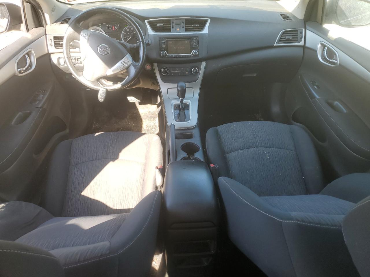 2015 Nissan Sentra - Image 8