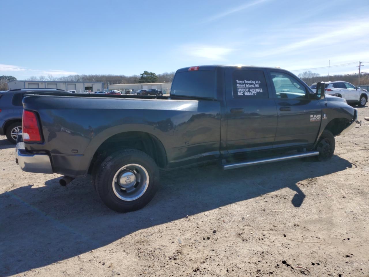 2016 RAM 3500 - Image 3