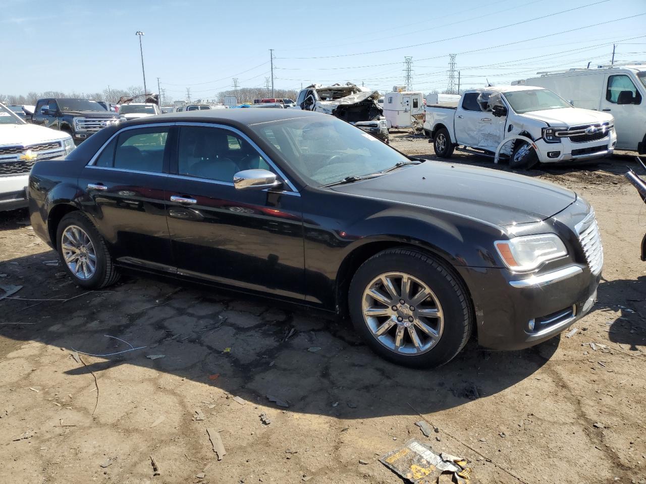 2011 Chrysler 300 - Image 4