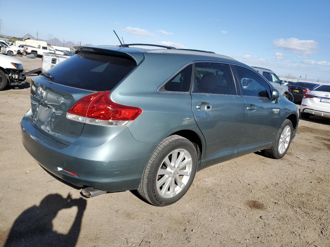 2010 Toyota Venza - Image 3