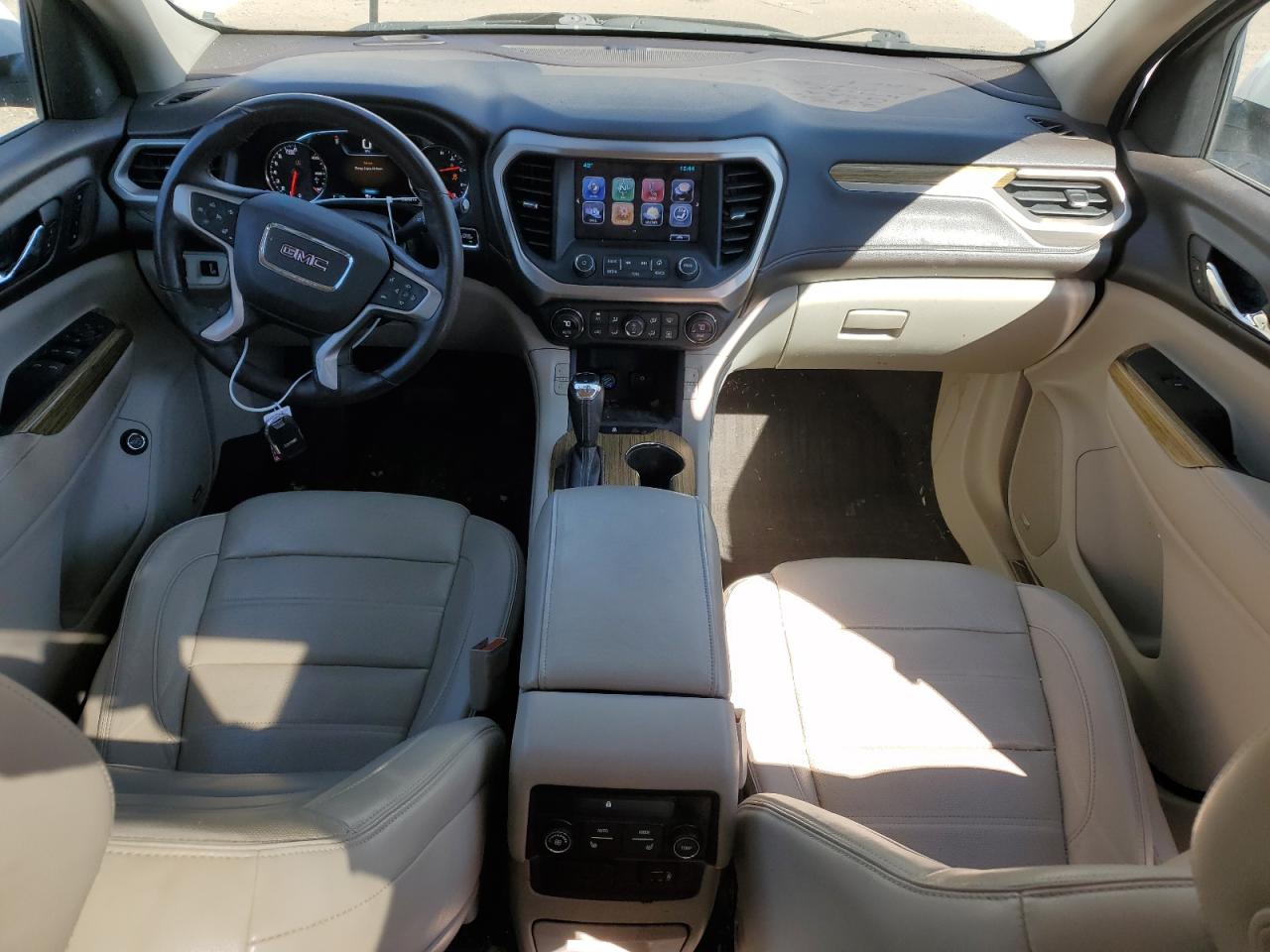 2017 GMC Acadia - Image 8