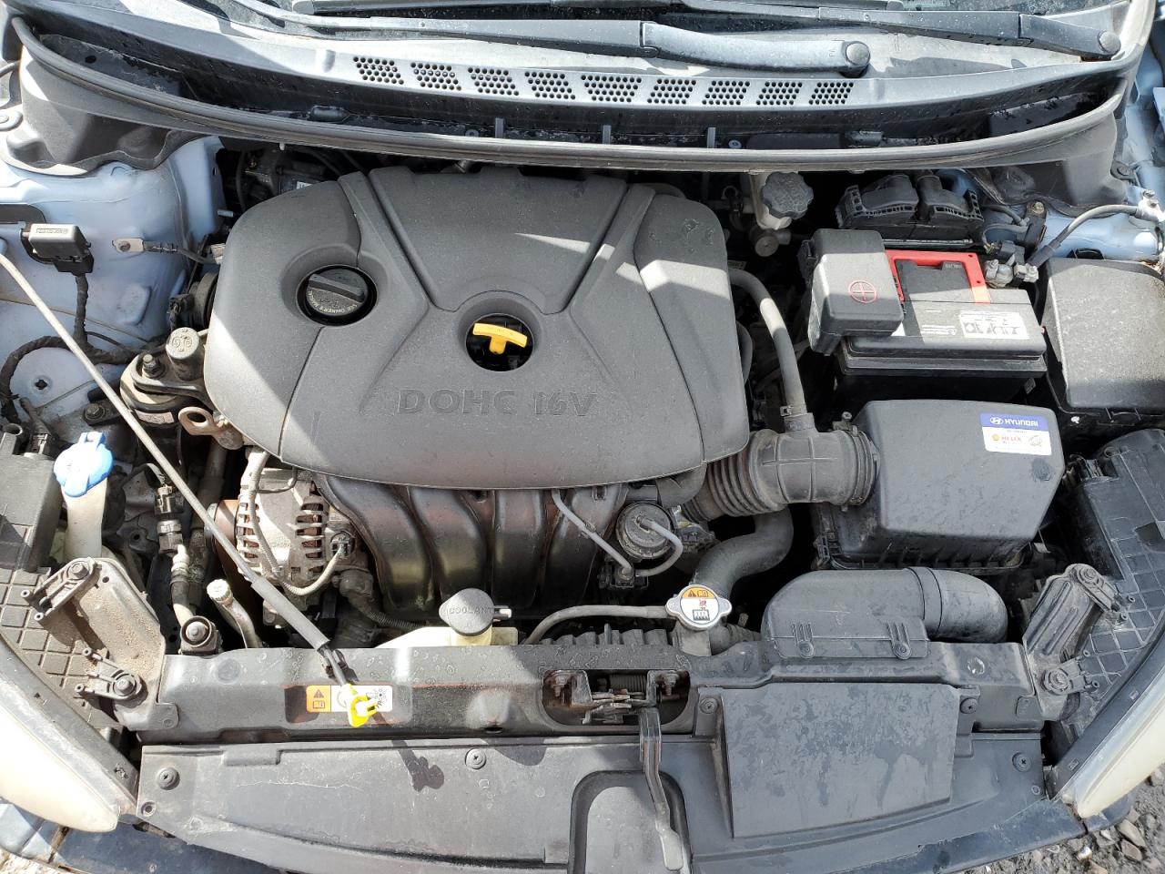 2012 Hyundai Elantra - Image 11