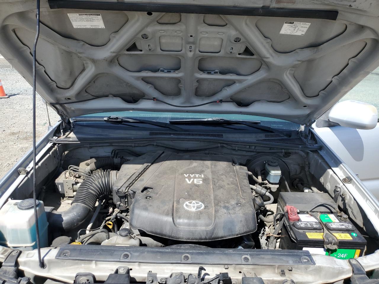 2006 Toyota Tacoma - Image 11