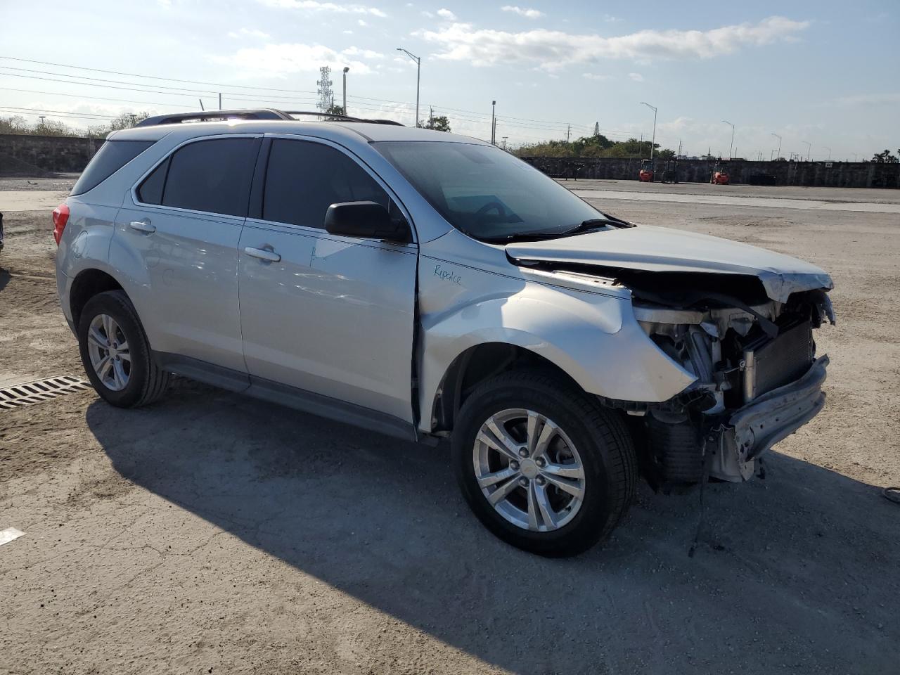 2016 Chevrolet Equinox - Image 4
