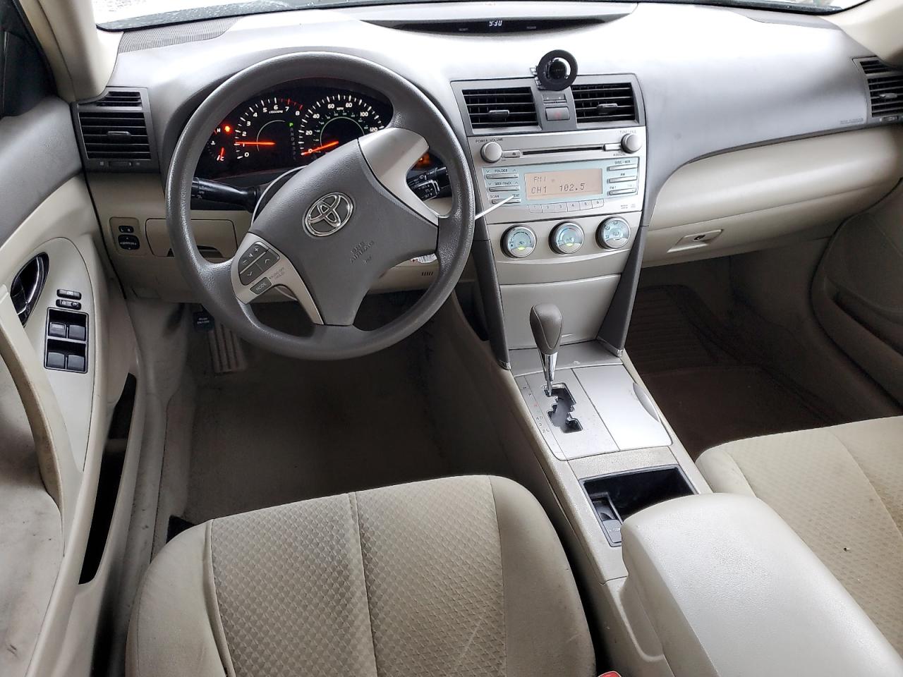 2009 Toyota Camry - Image 8