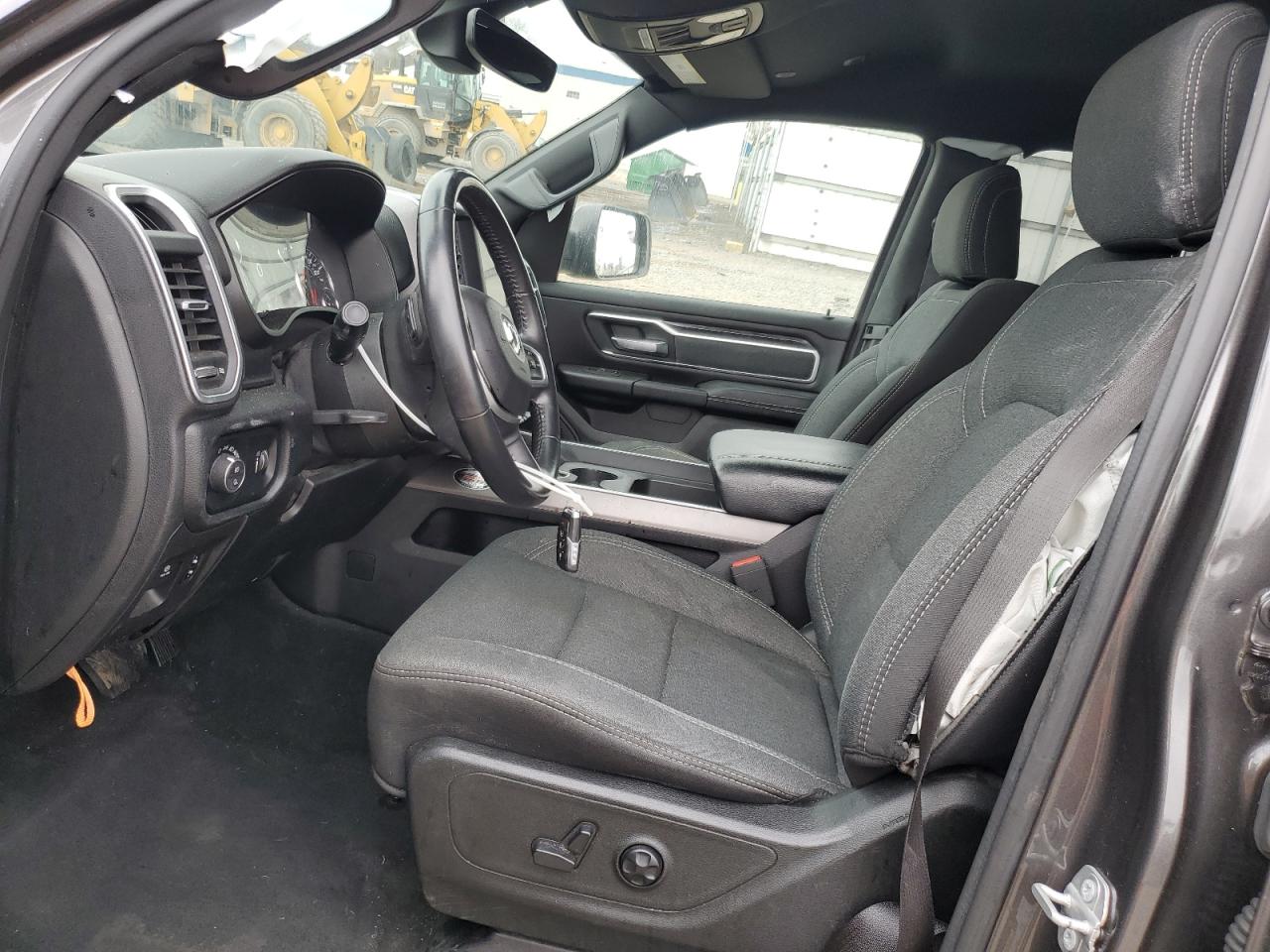 2020 RAM 1500 - Image 7