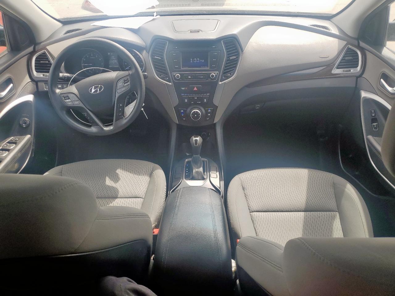 2018 Hyundai Santa Fe - Image 8