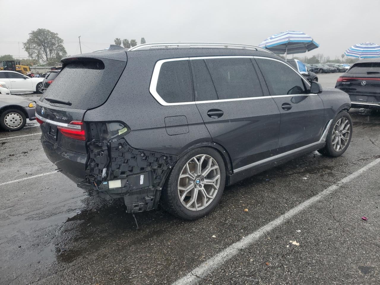 2019 BMW X7 - Image 3