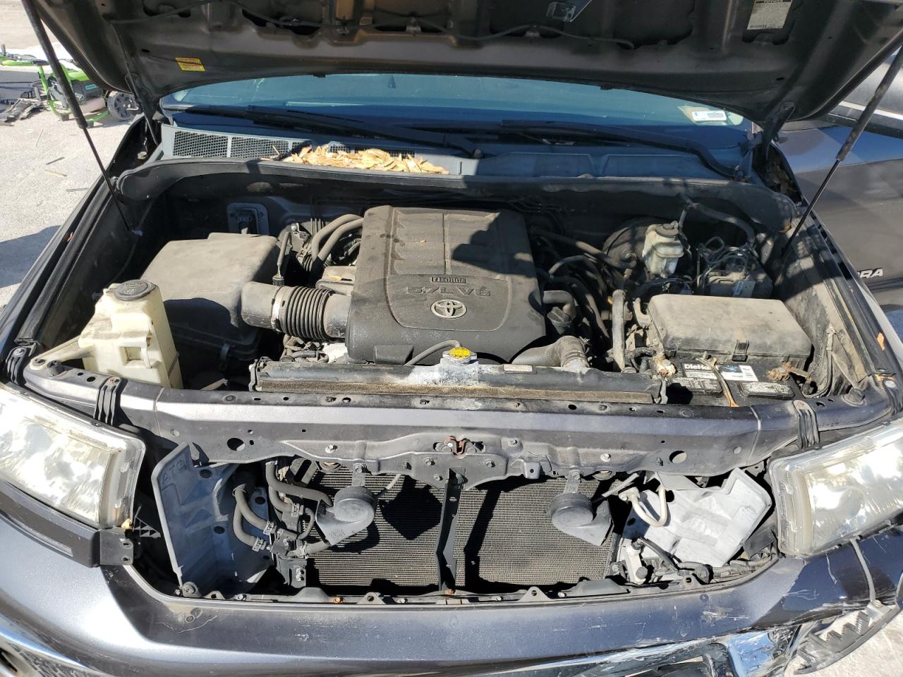 2013 Toyota Tundra - Image 13
