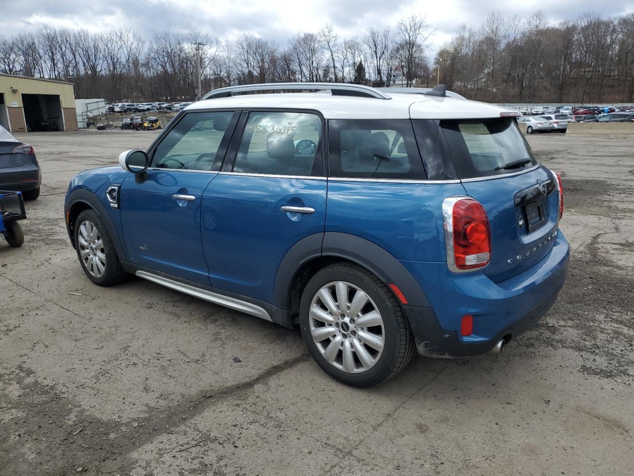 2020 MINI Cooper - Image 2