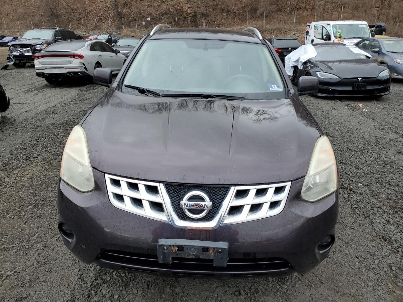 2011 Nissan Rogue - Image 5