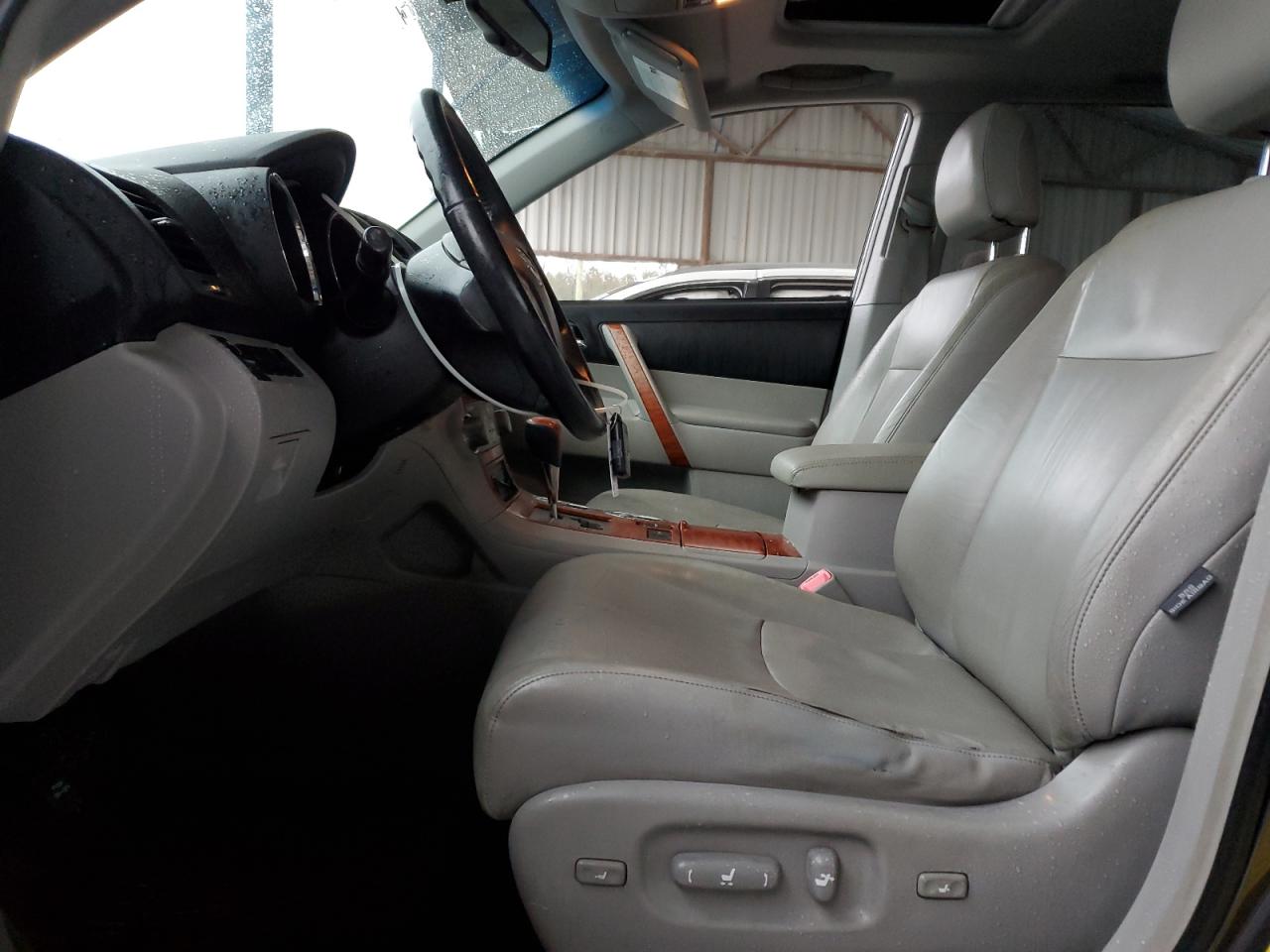 2009 Toyota Highlander - Image 7
