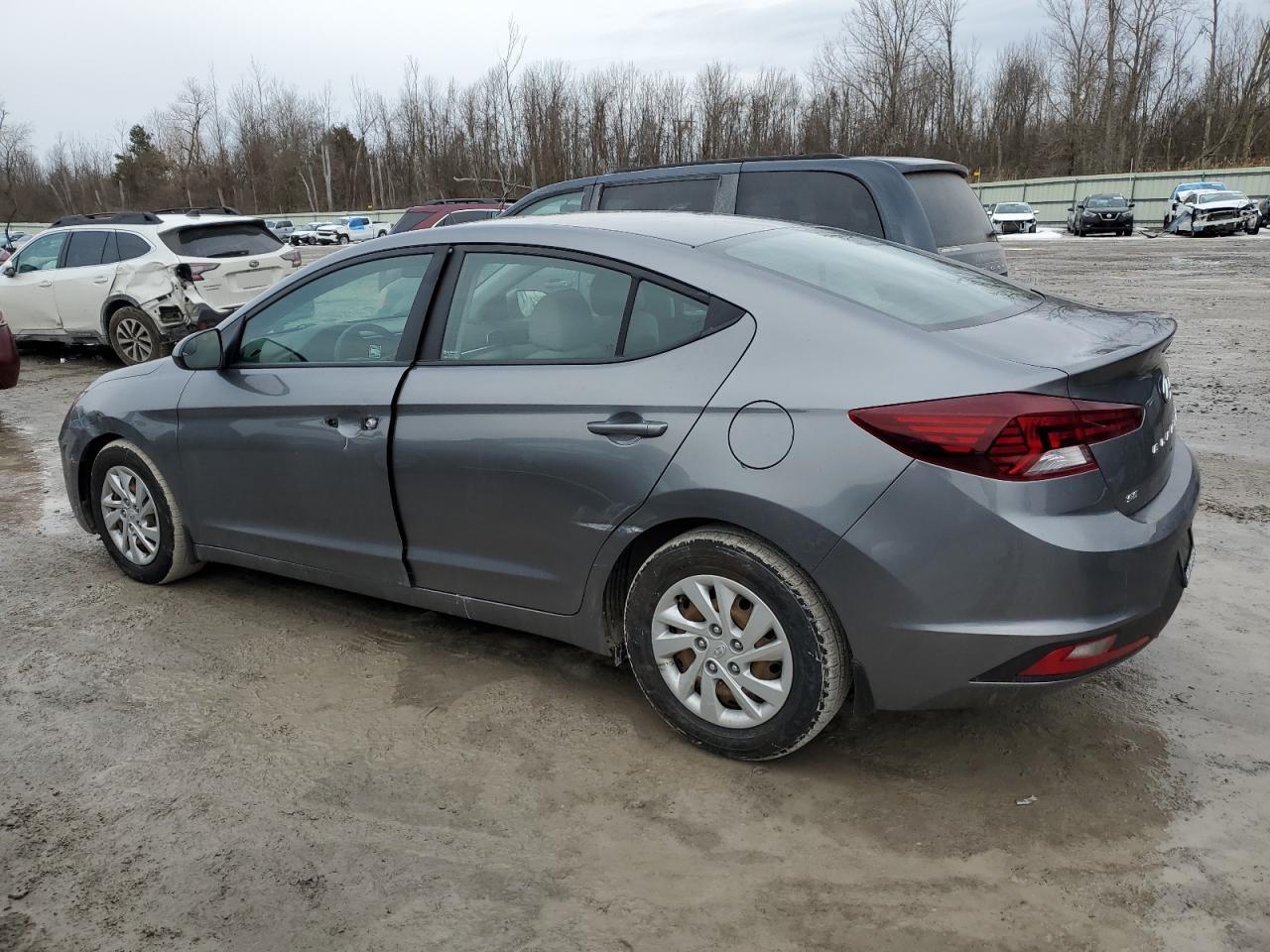 2019 Hyundai Elantra - Image 2