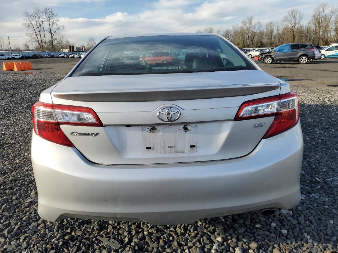 2014 Toyota Camry - Image 6