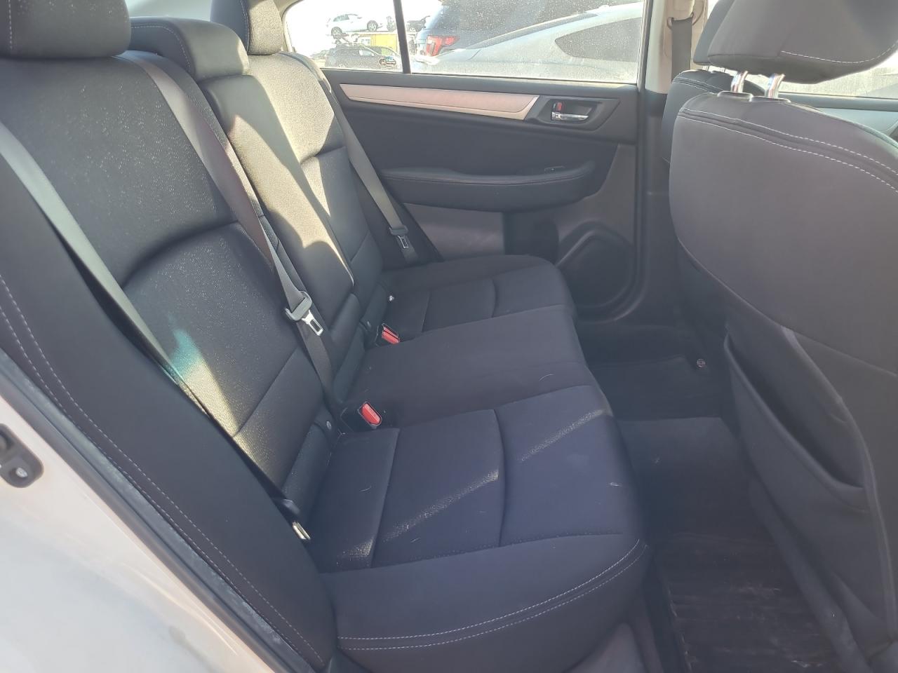 2015 Subaru Legacy - Image 10