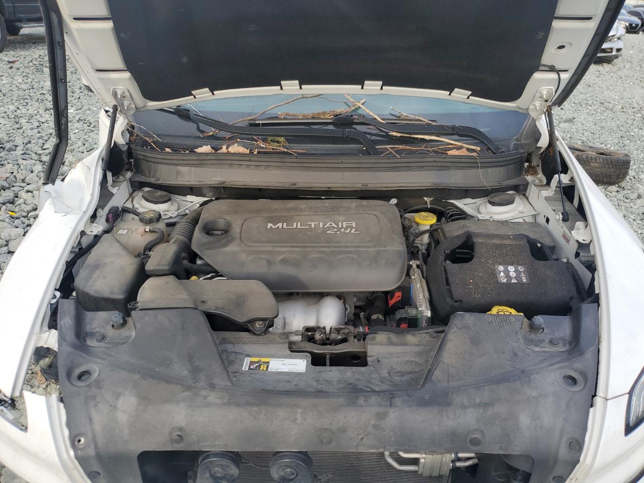 2018 Jeep Grand Cherokee - Image 12
