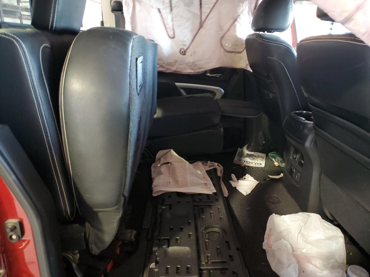 2017 Nissan Titan - Image 10