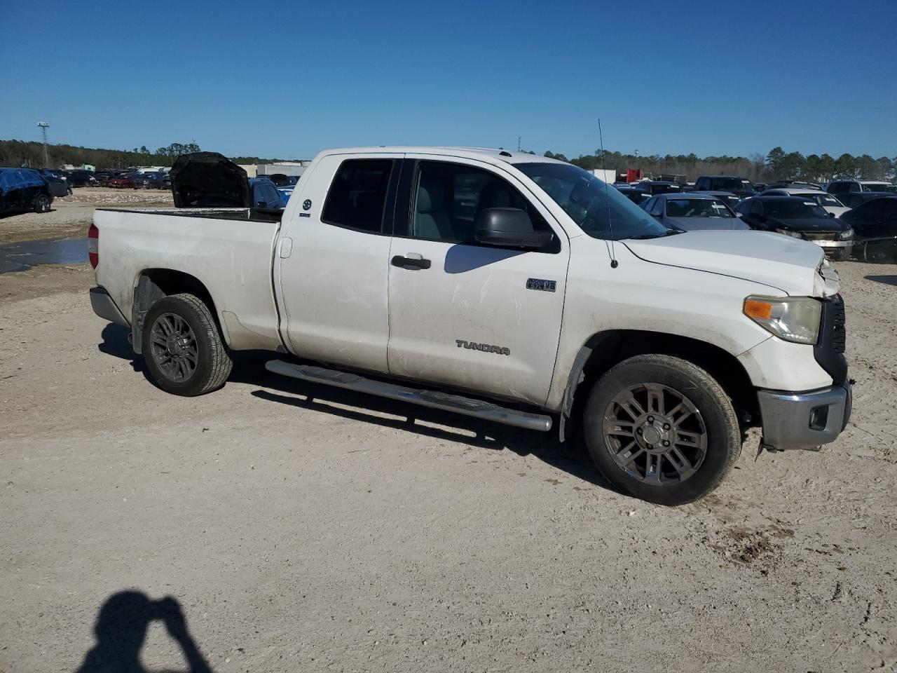 2014 Toyota Tundra - Image 4