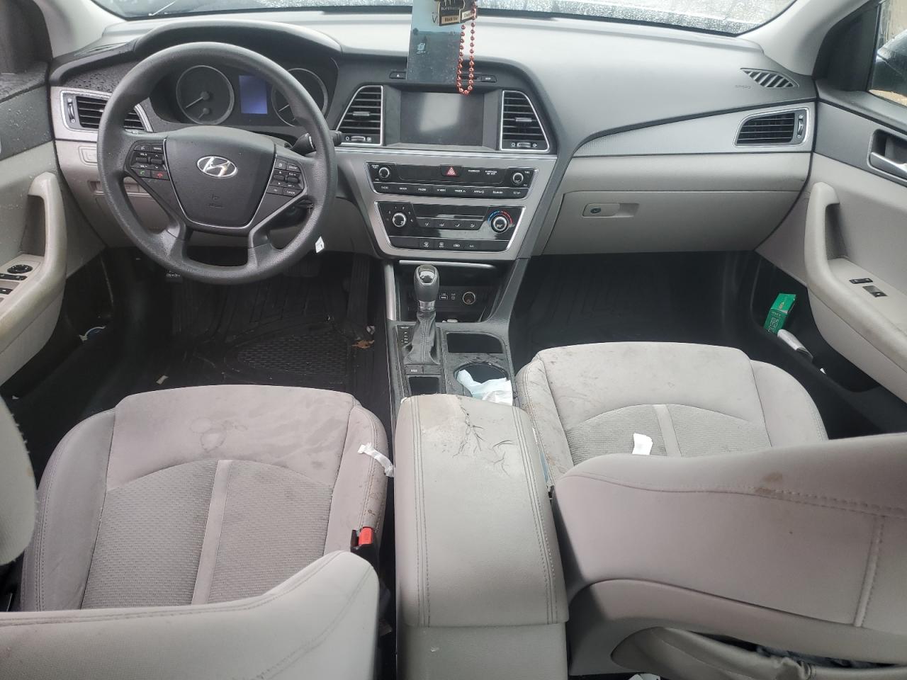 2016 Hyundai Sonata - Image 8