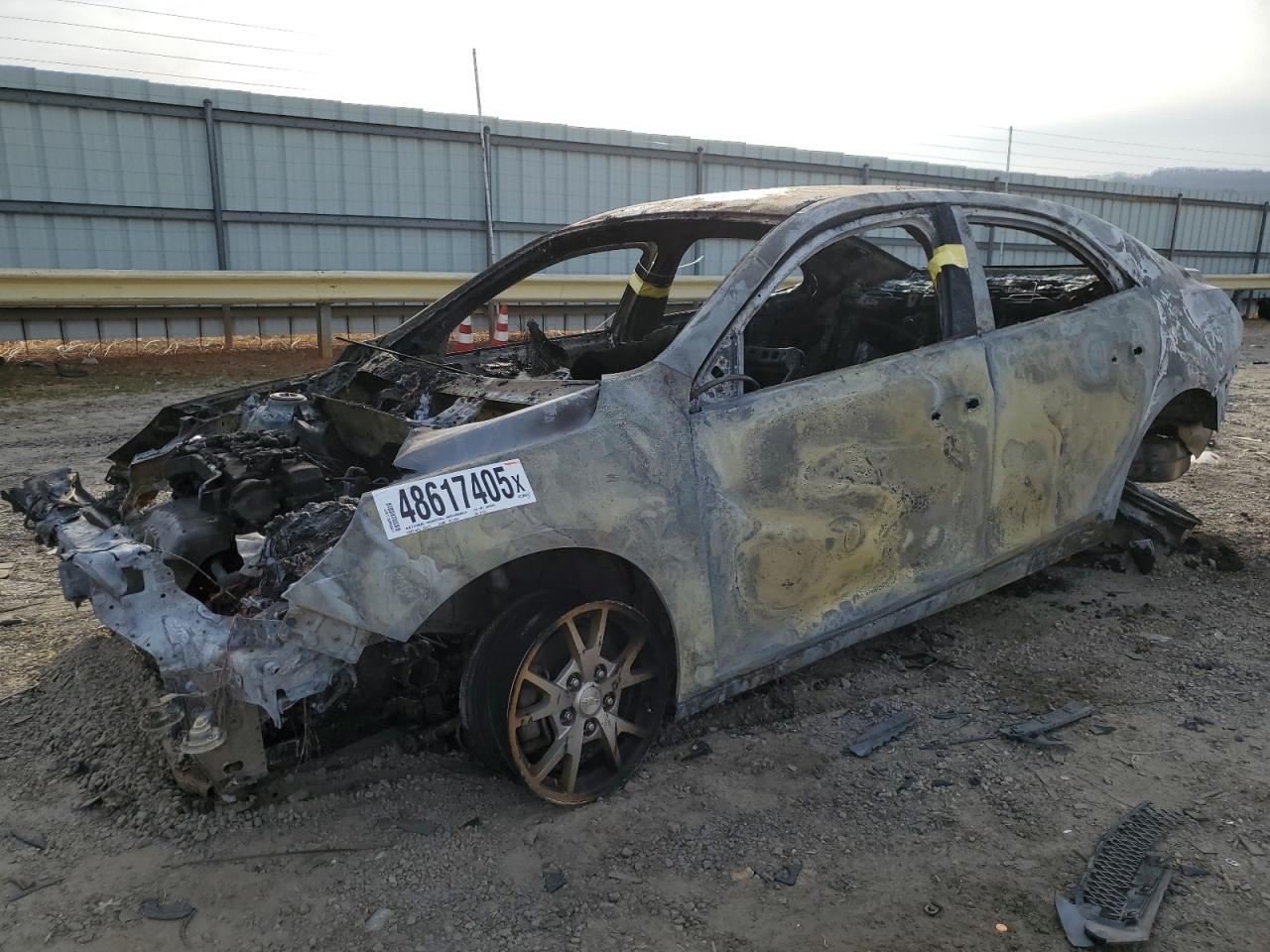 2013 Chevrolet Malibu Ls للبيع في Chatham، VA - Burn