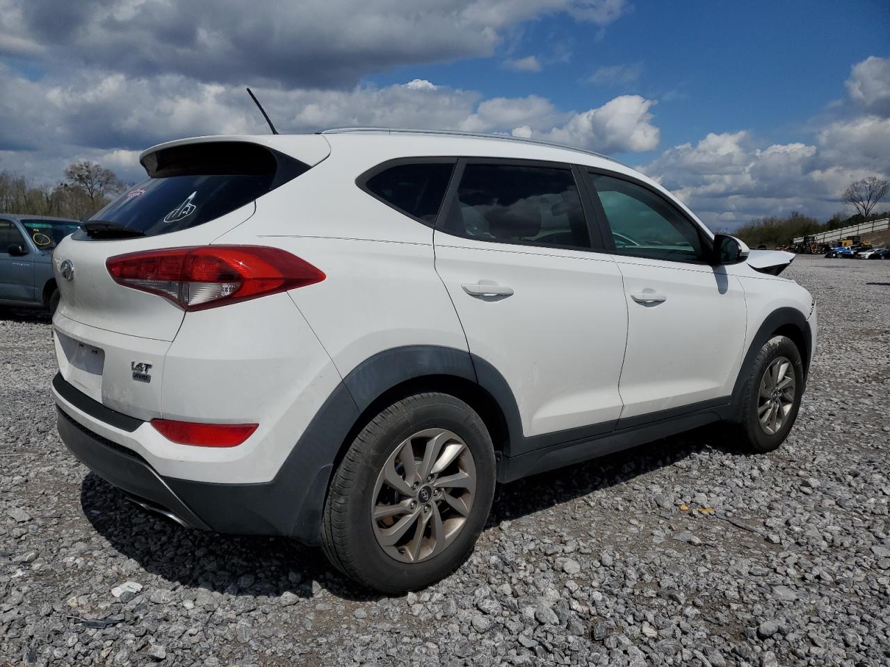 2016 Hyundai Tucson - Image 3