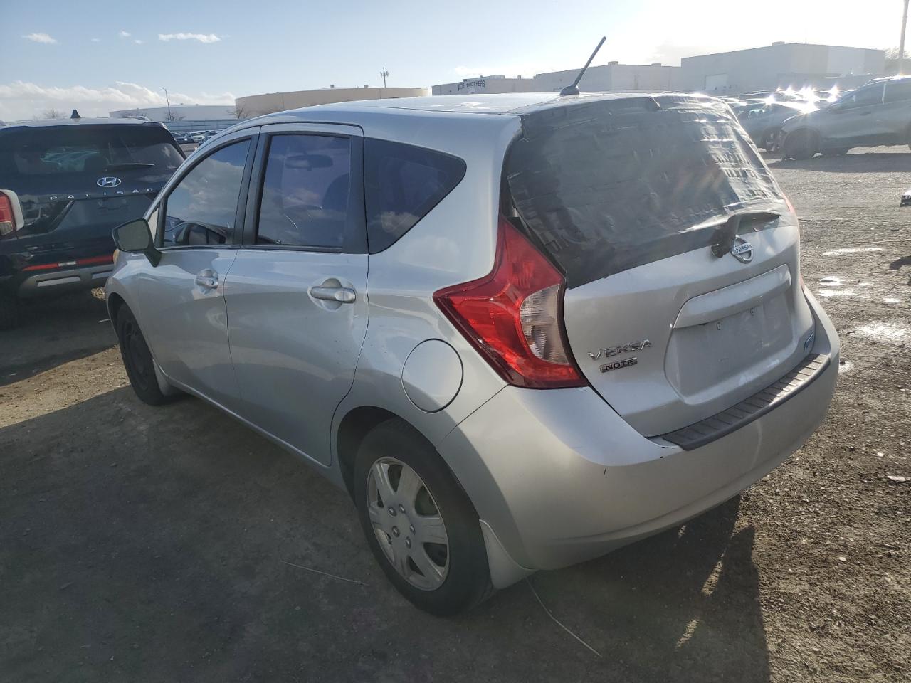 2015 Nissan Versa - Image 2