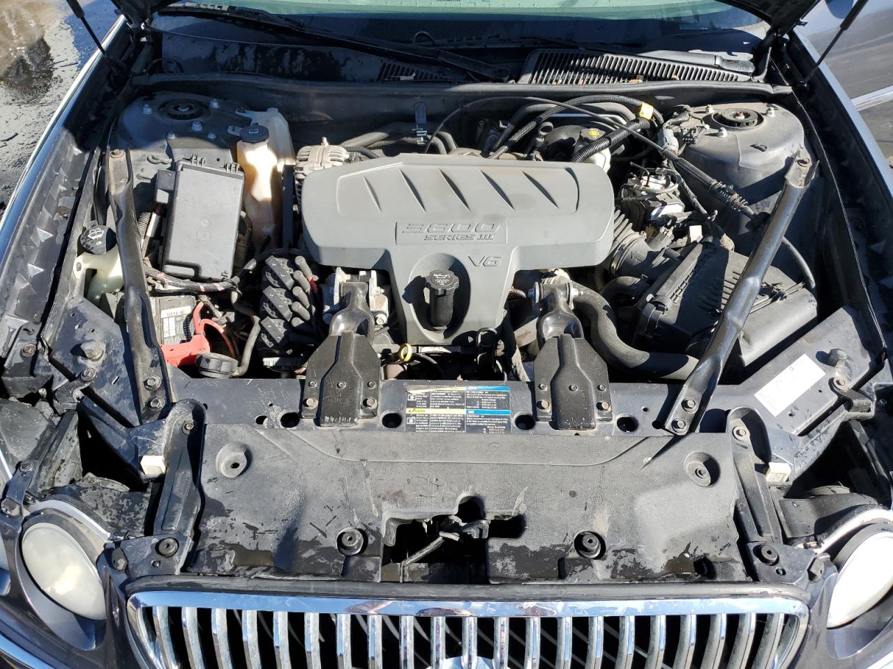 2008 Buick LaCrosse - Image 11