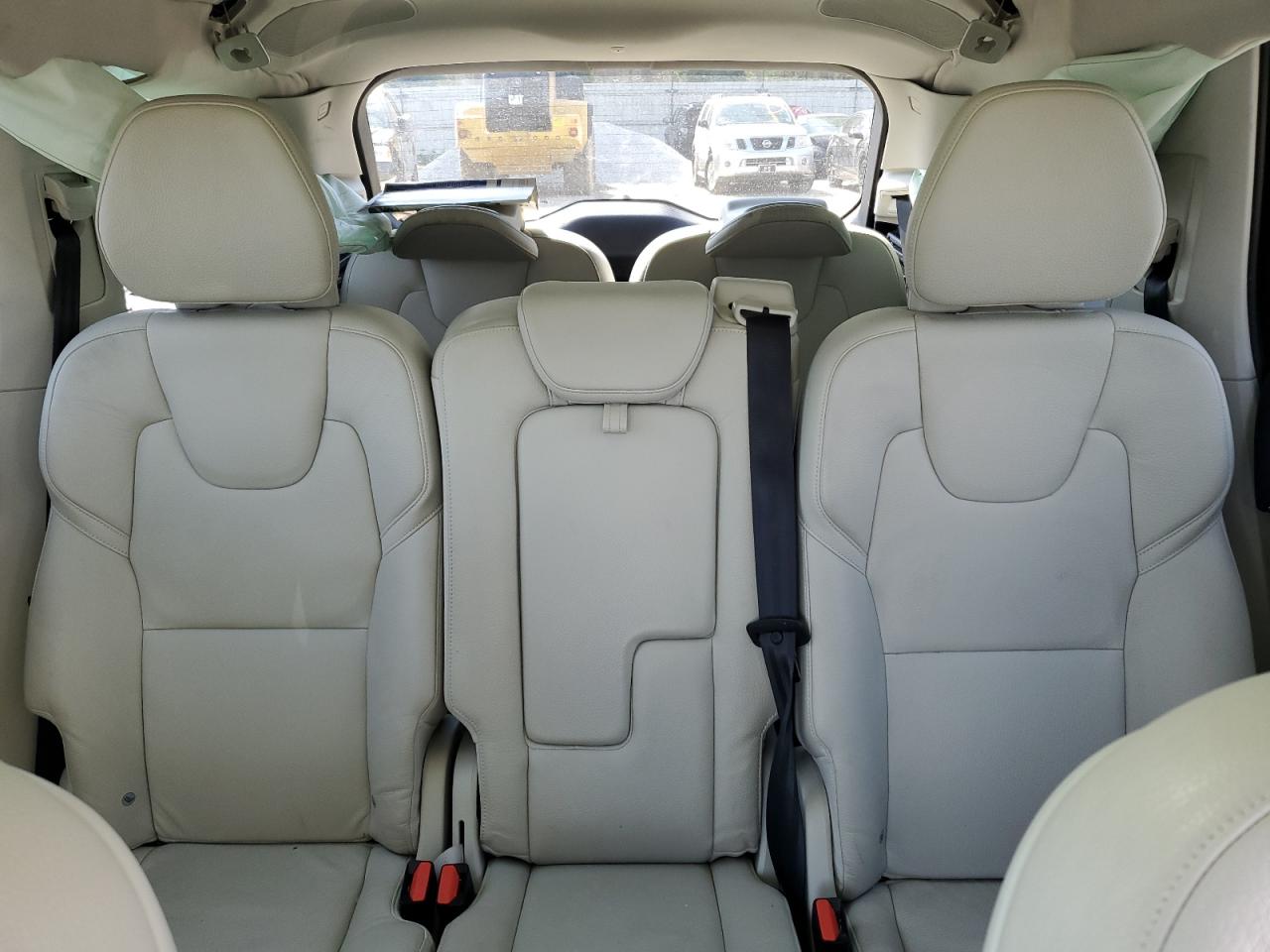 2016 Volvo XC90 - Image 10