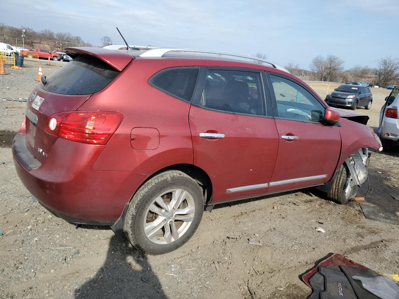 2013 Nissan Rogue - Image 3