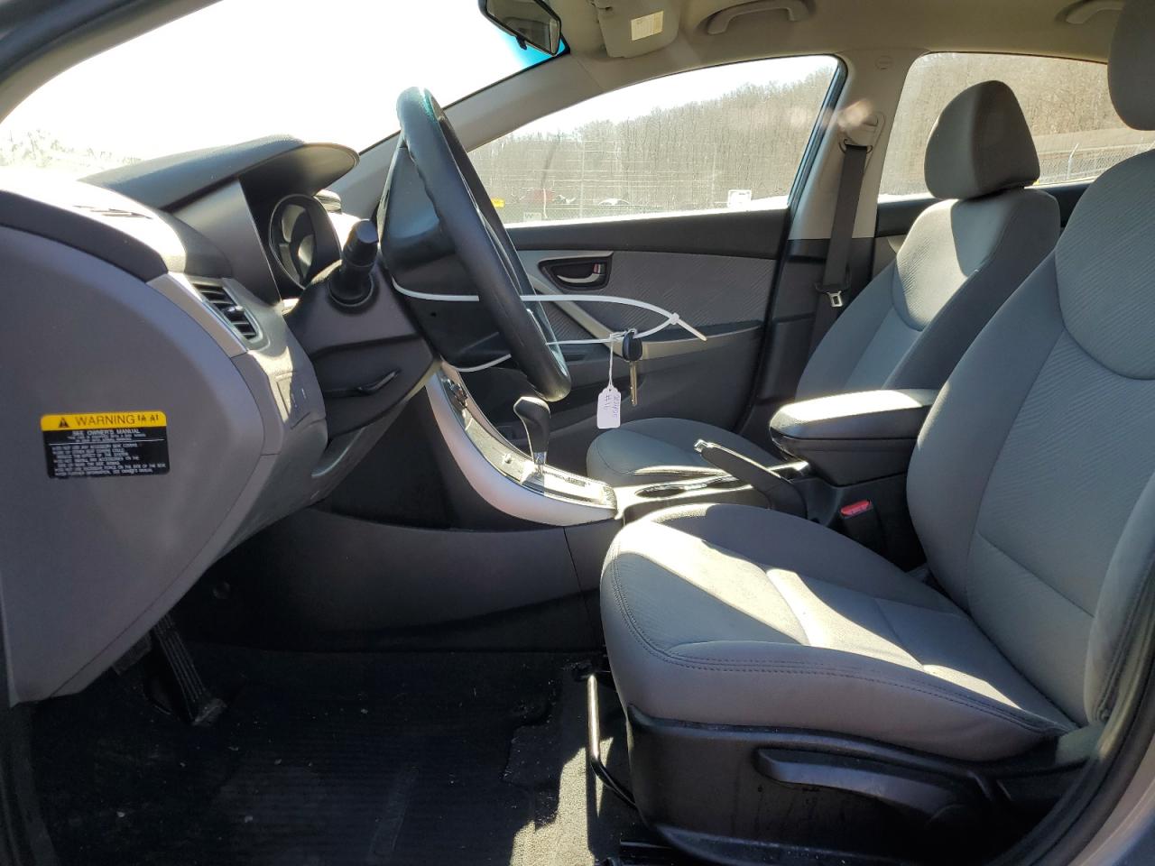 2013 Hyundai Elantra - Image 7