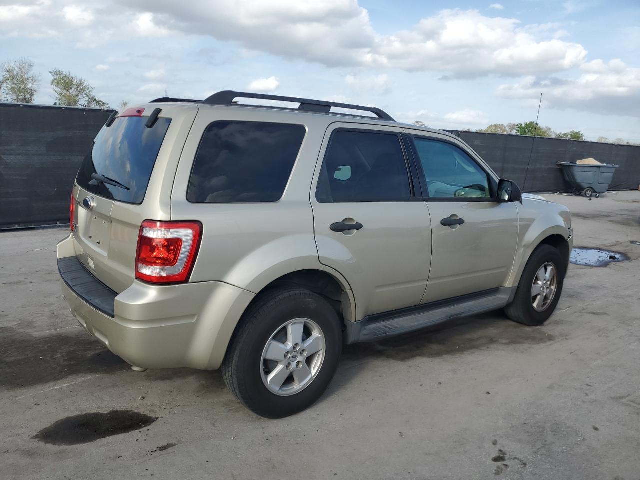 2012 Ford Escape - Image 3