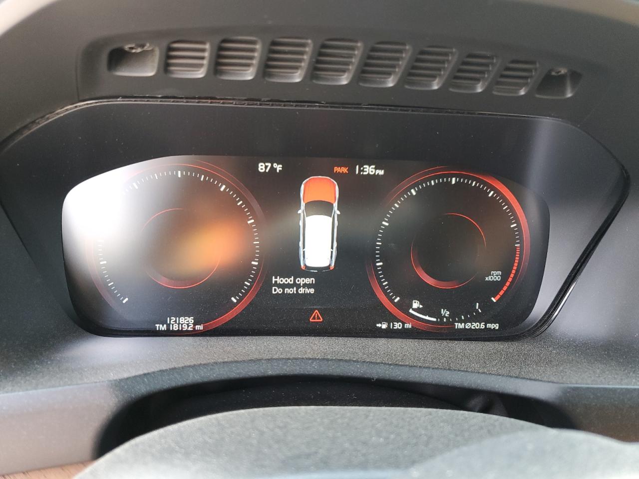 2018 Volvo XC90 - Image 9