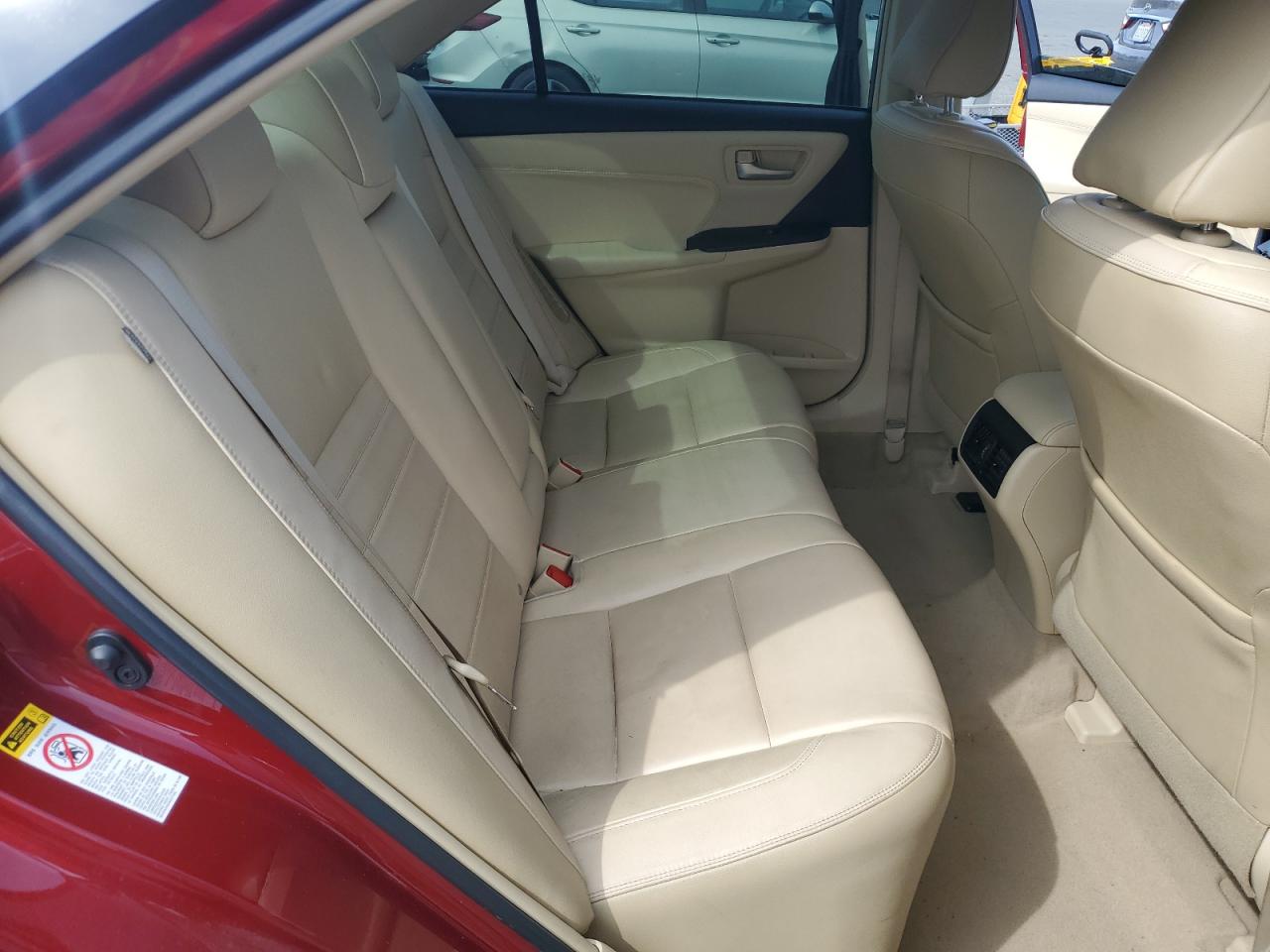 2015 Toyota Camry - Image 10