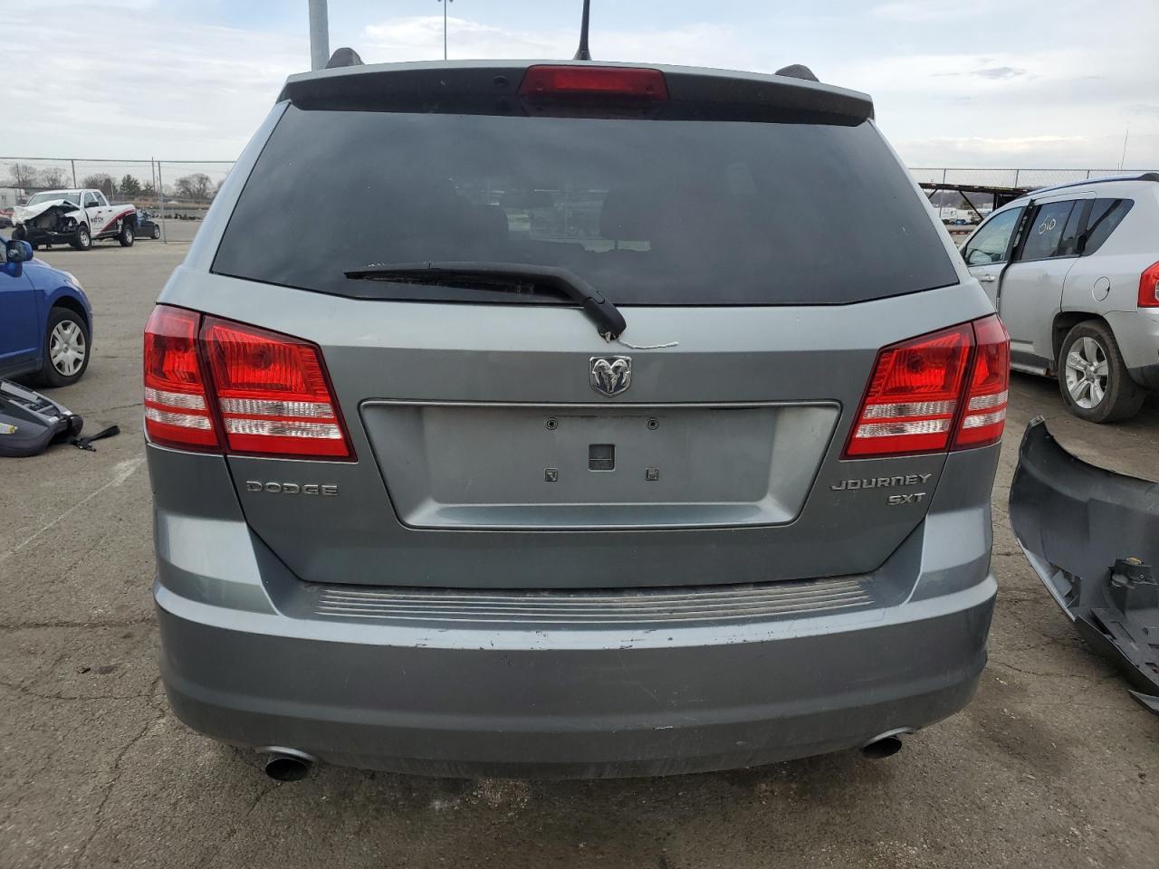2010 Dodge Journey - Image 6