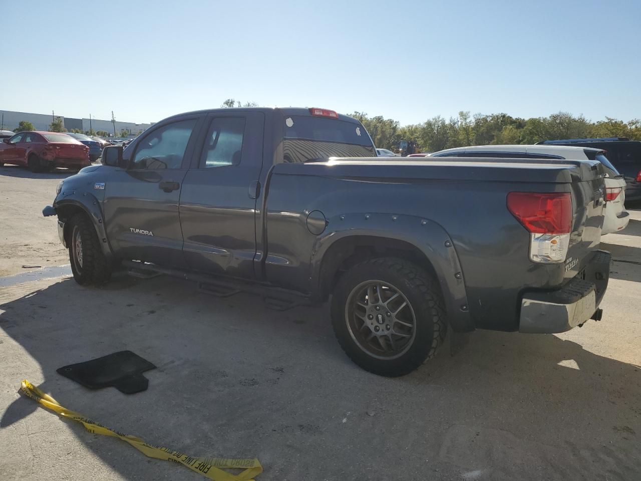 2013 Toyota Tundra - Image 2