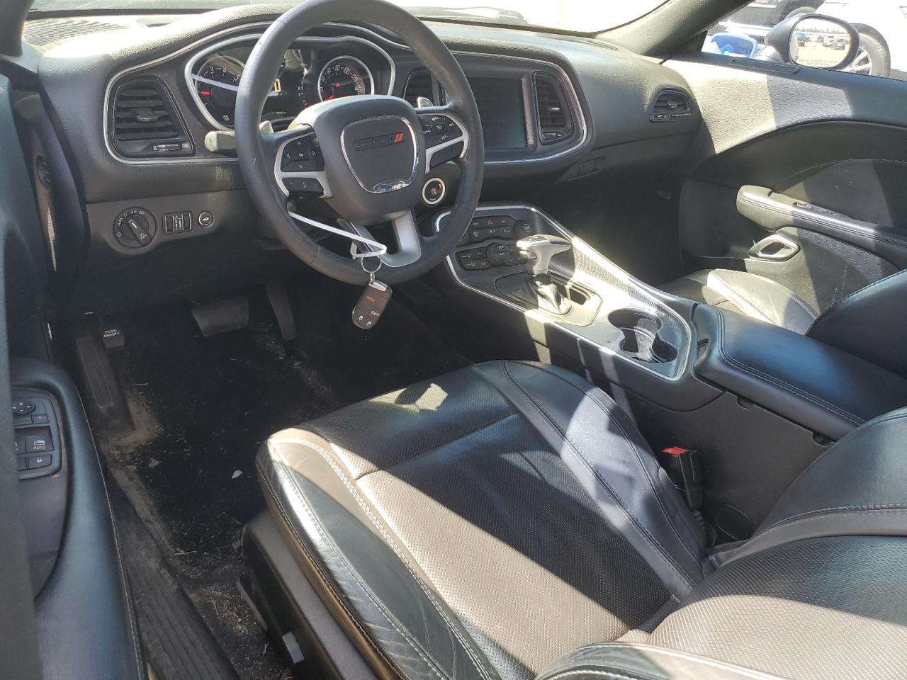2016 Dodge Challenger - Image 8