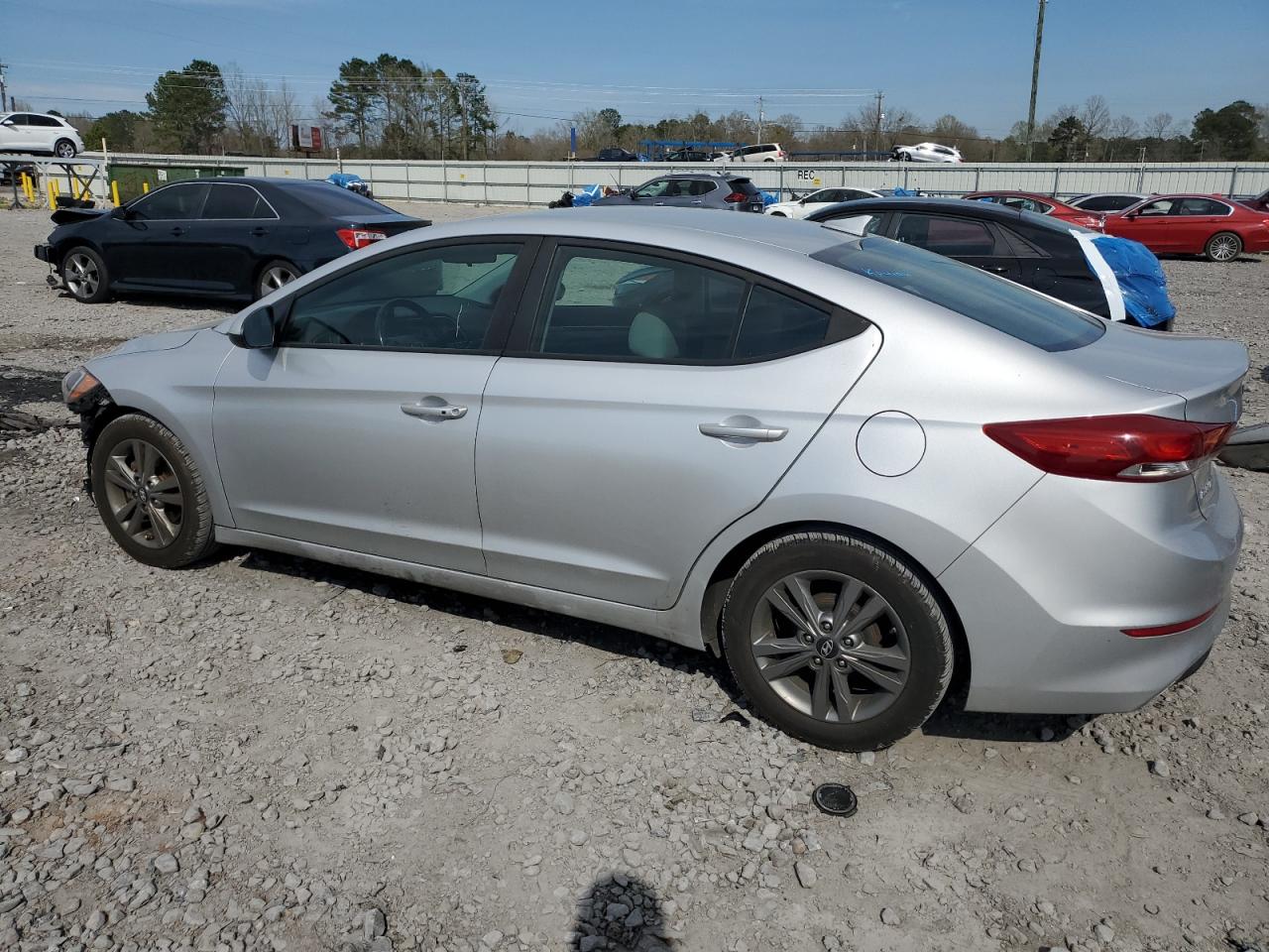 2017 Hyundai Elantra - Image 2