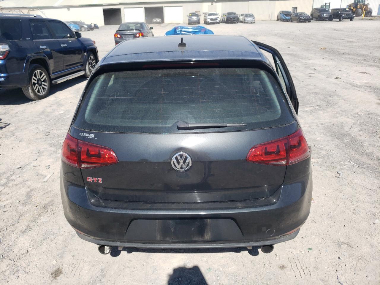 2016 Volkswagen GTI - Image 6