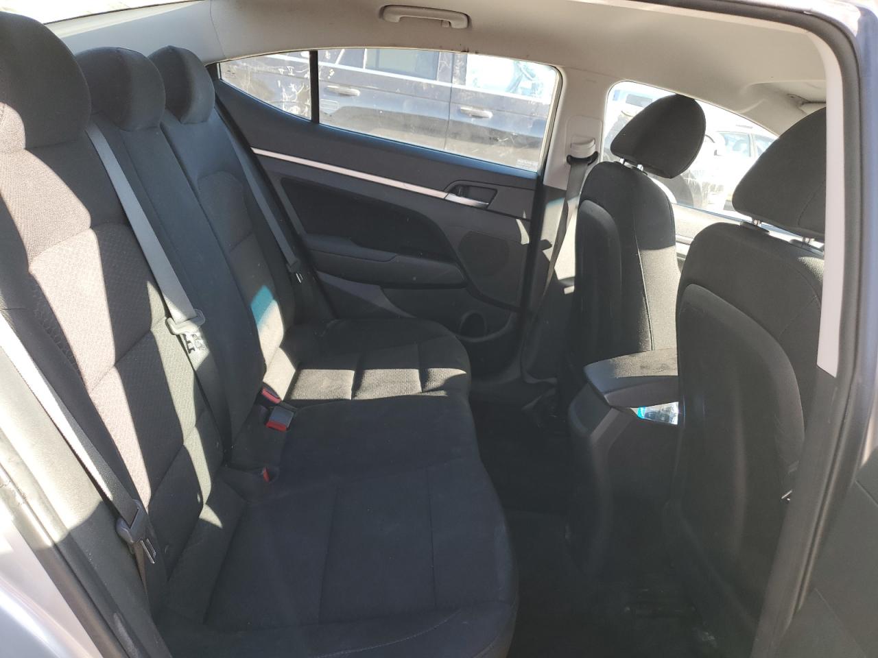 2020 Hyundai Elantra - Image 10