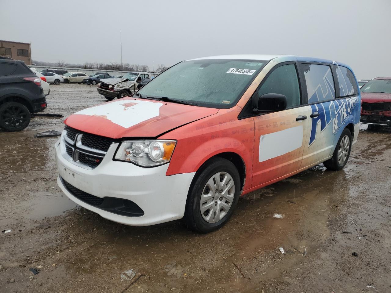 2019 Dodge Caravan - Image 1