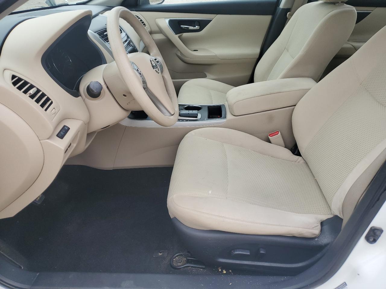 2015 Nissan Altima - Image 7