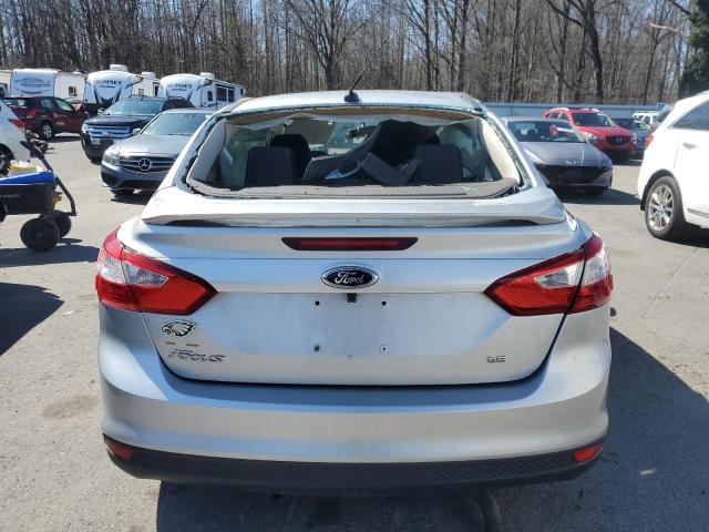 Седаны FORD FOCUS 2014 Серебристый