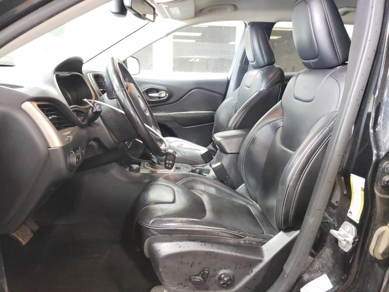 2015 Jeep Grand Cherokee - Image 7