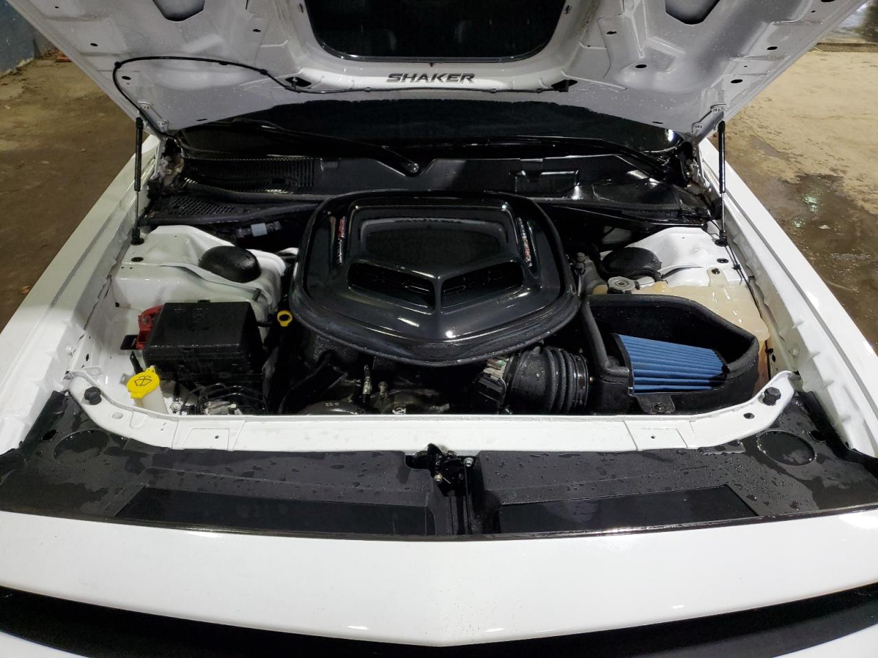 2016 Dodge Challenger - Image 11