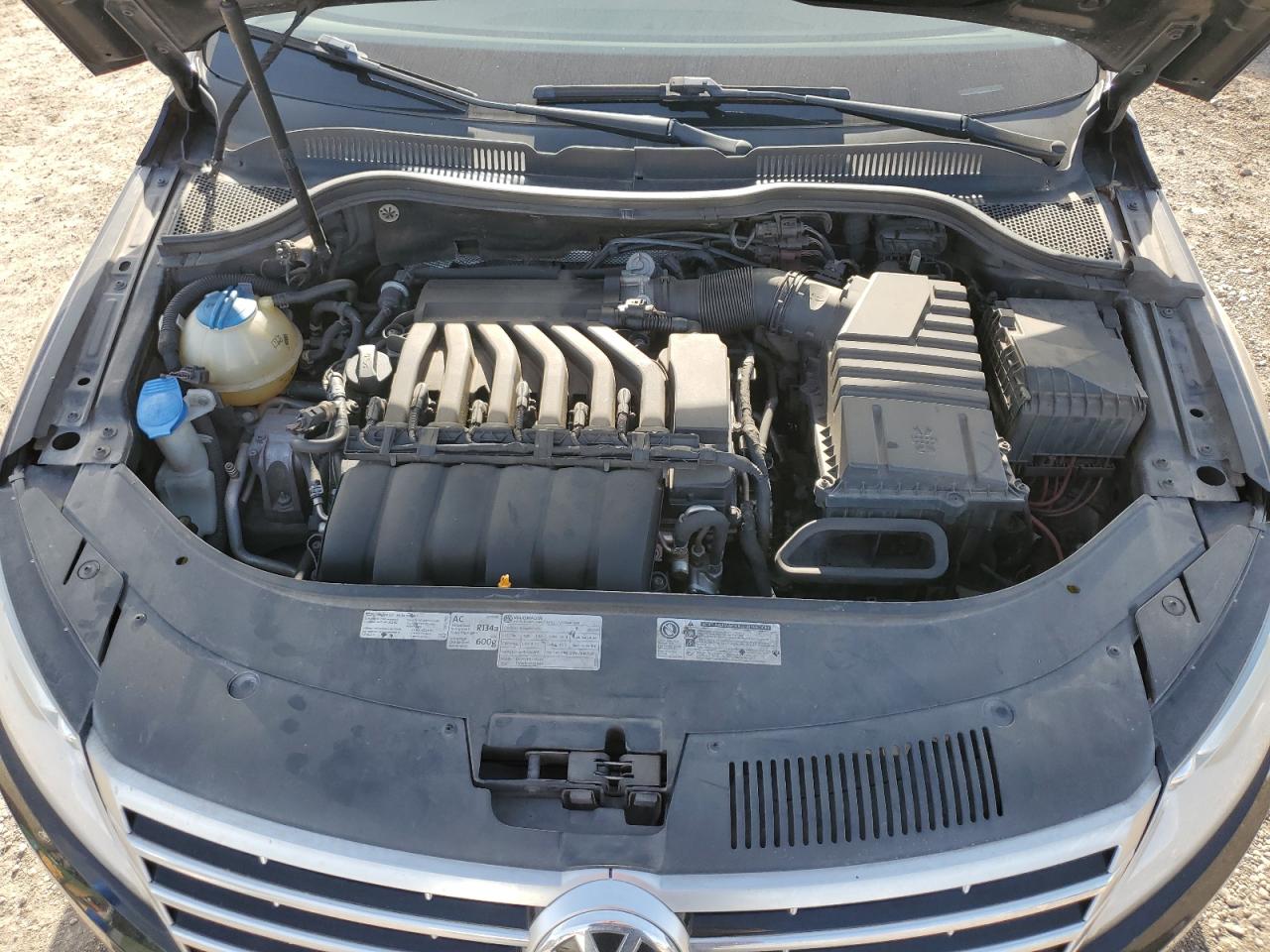 2013 Volkswagen Passat CC - Image 11