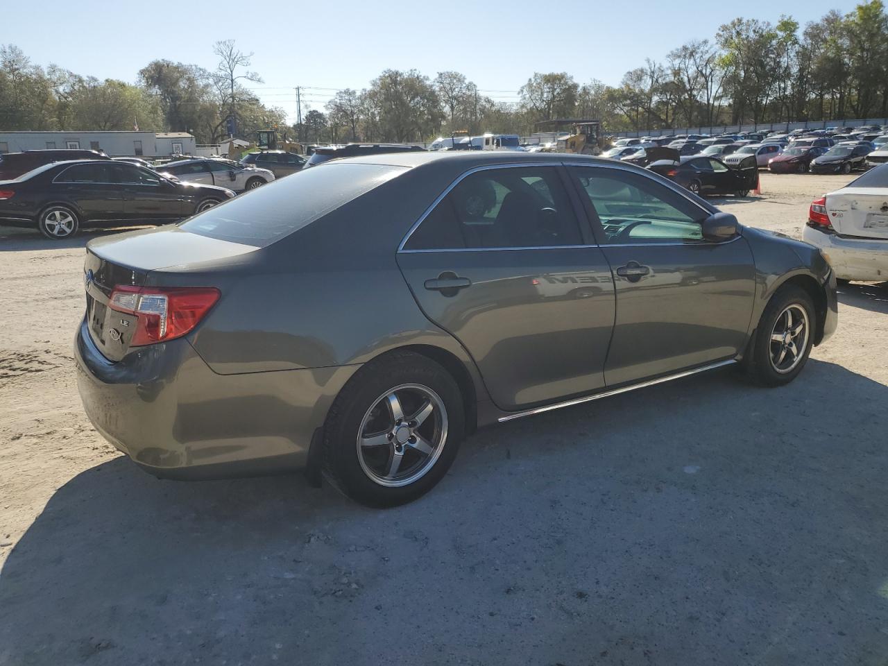 2012 Toyota Camry - Image 3